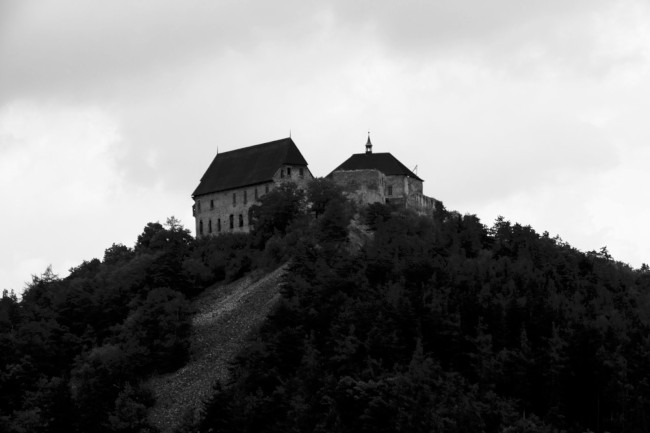 Žebrák, zřícenina gotického hradu, obec Točník